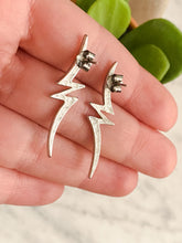 Load image into Gallery viewer, Vintage Silver Lightning Bolt Earrings
